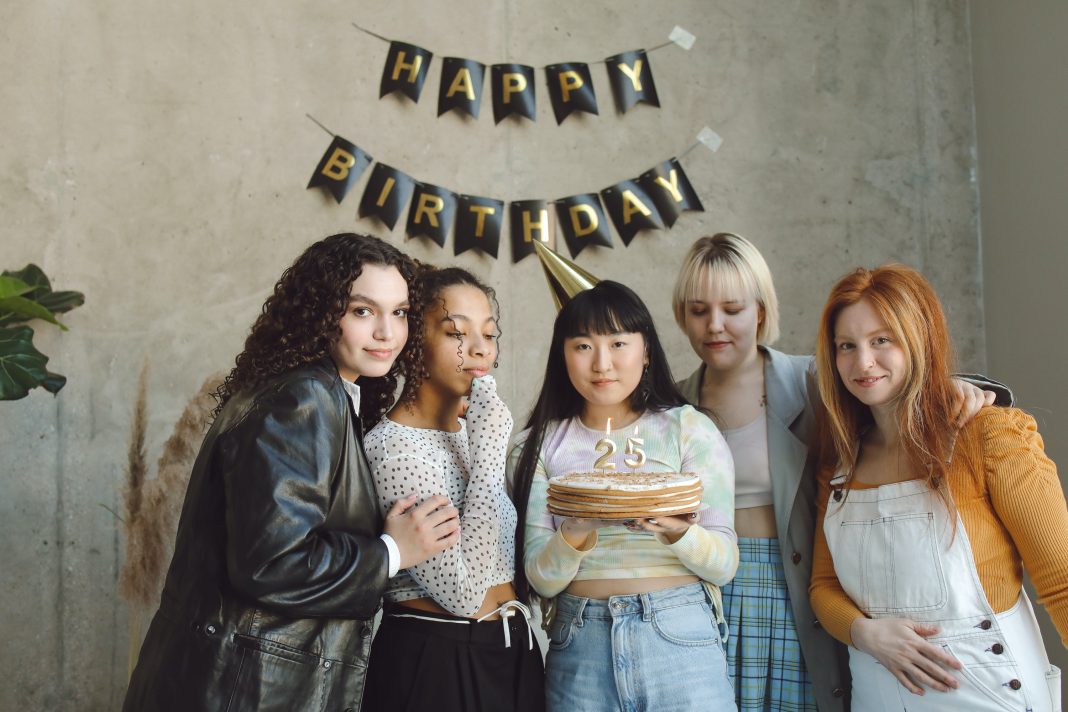 daily-mom-teenager-birthday-party-ideas