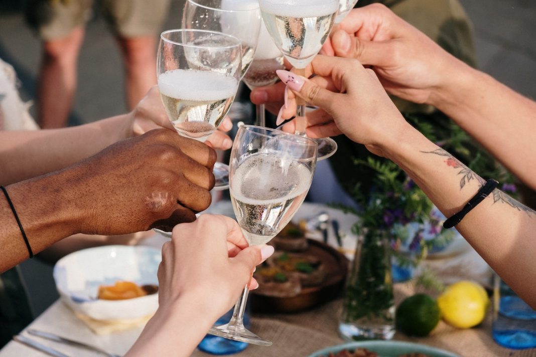 22 Refreshing Drinks For The Summer To Quench Your Thirst
