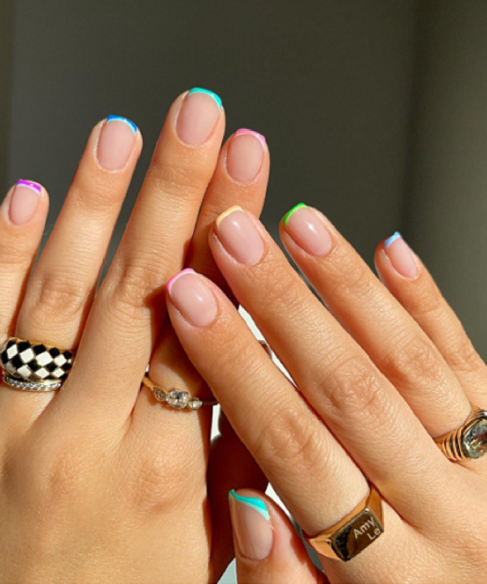 5 Ways To Achieve The Perfect Graduation Nails For Your Special Day ...