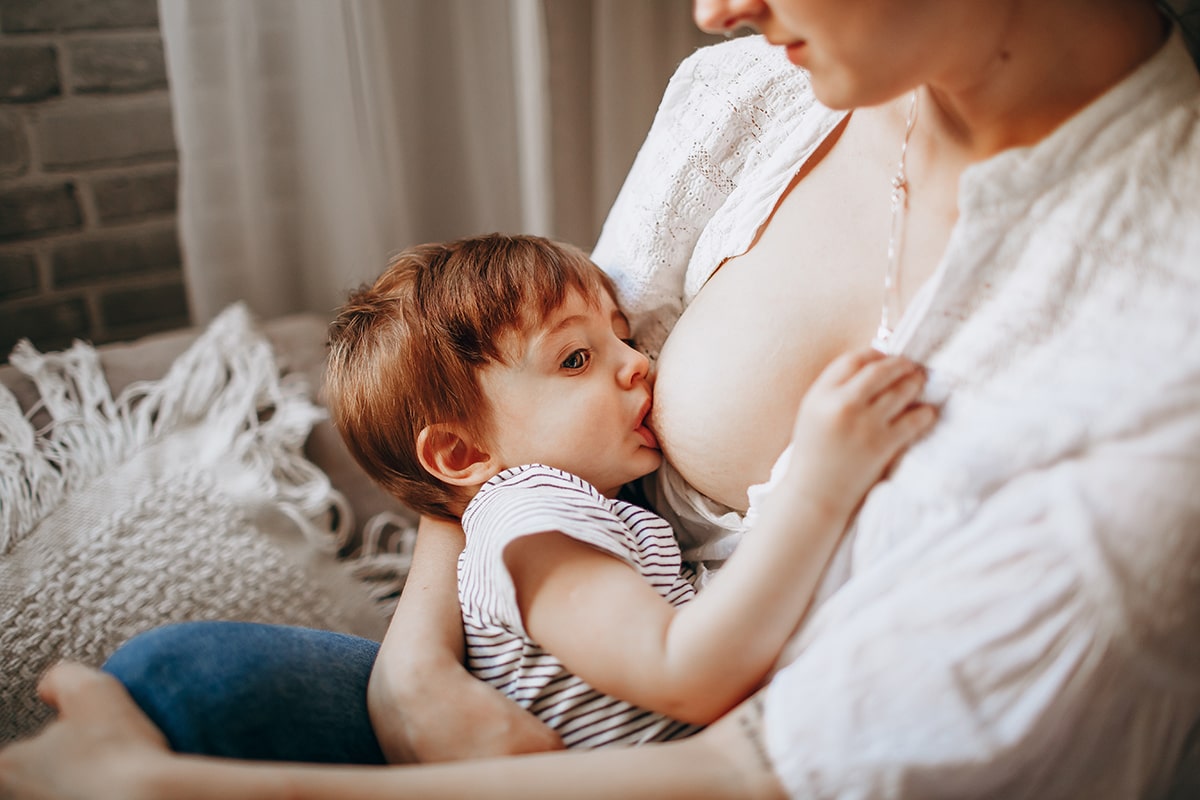 The Incredible Benefits Of Breastfeeding After 6 Months