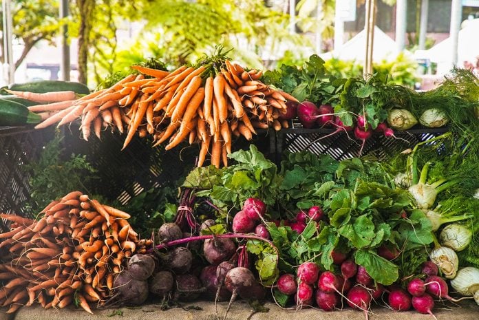 Eat Healthy On Vacation With 4 Easy Tips