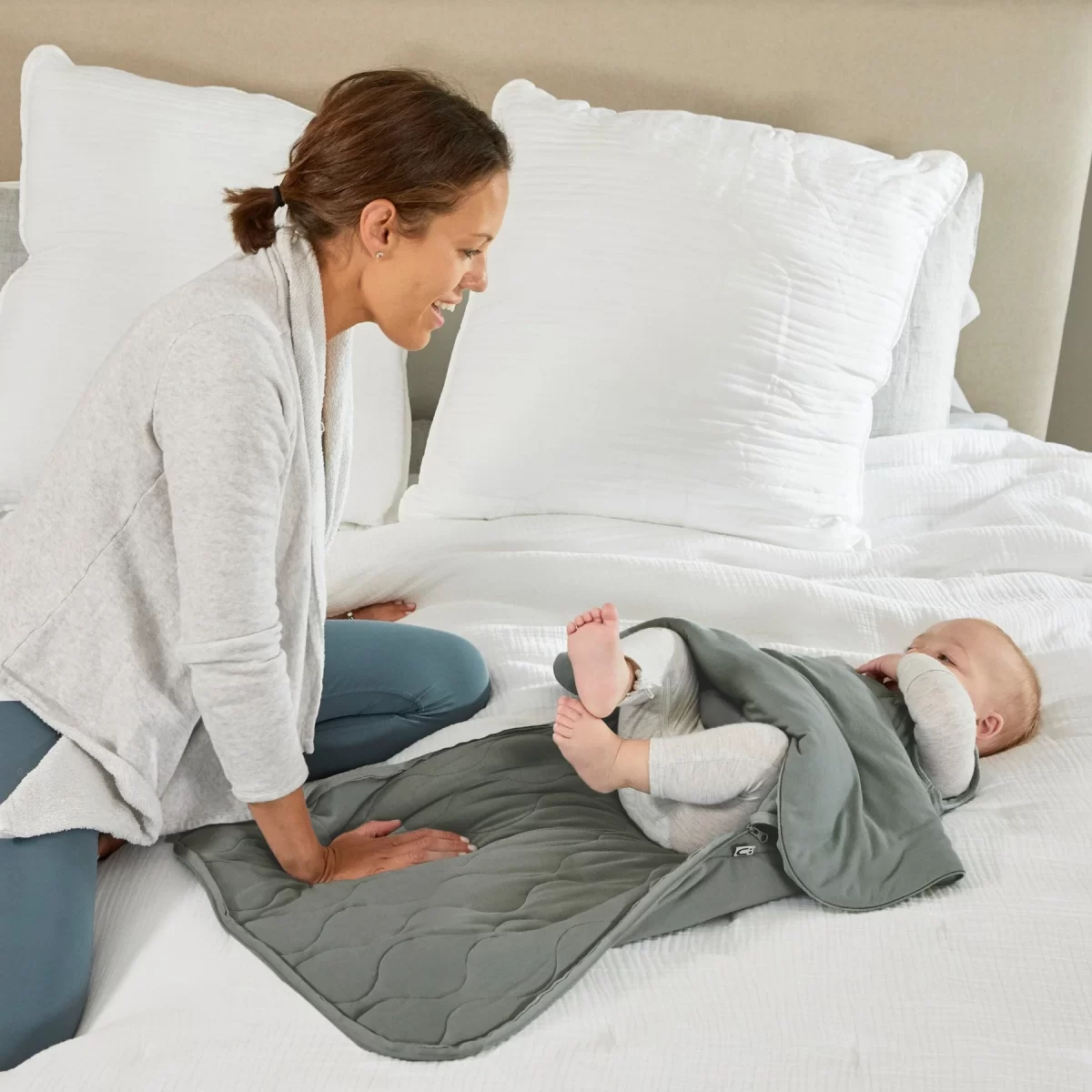 22 Of The Best Gifts For New Parents To Make Life Easier 32 Daily Mom, Magazine For Families