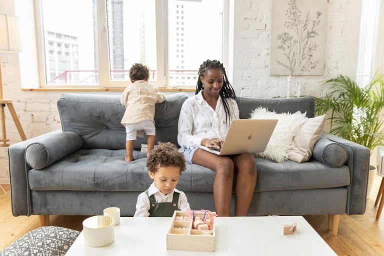 Workbench Mom 15 Tips For Working Moms: Balancing Being A Mom And Working