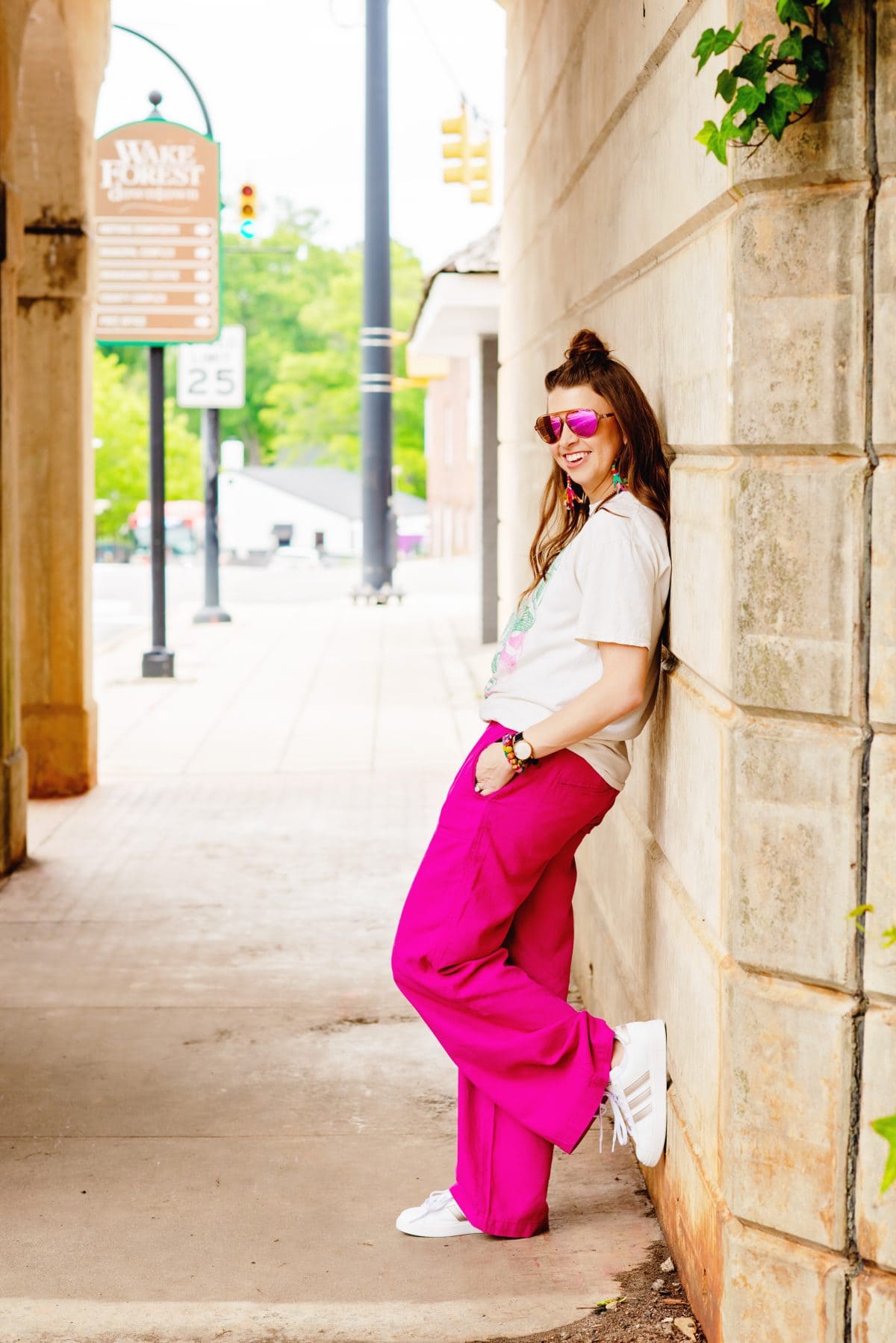 The Ultimate Guide With Quick Tips On How To Pose In Pictures: 7 Techniques To Transform Your Photos From Hobby To Fashion Photographer 22 Daily Mom, Magazine For Families