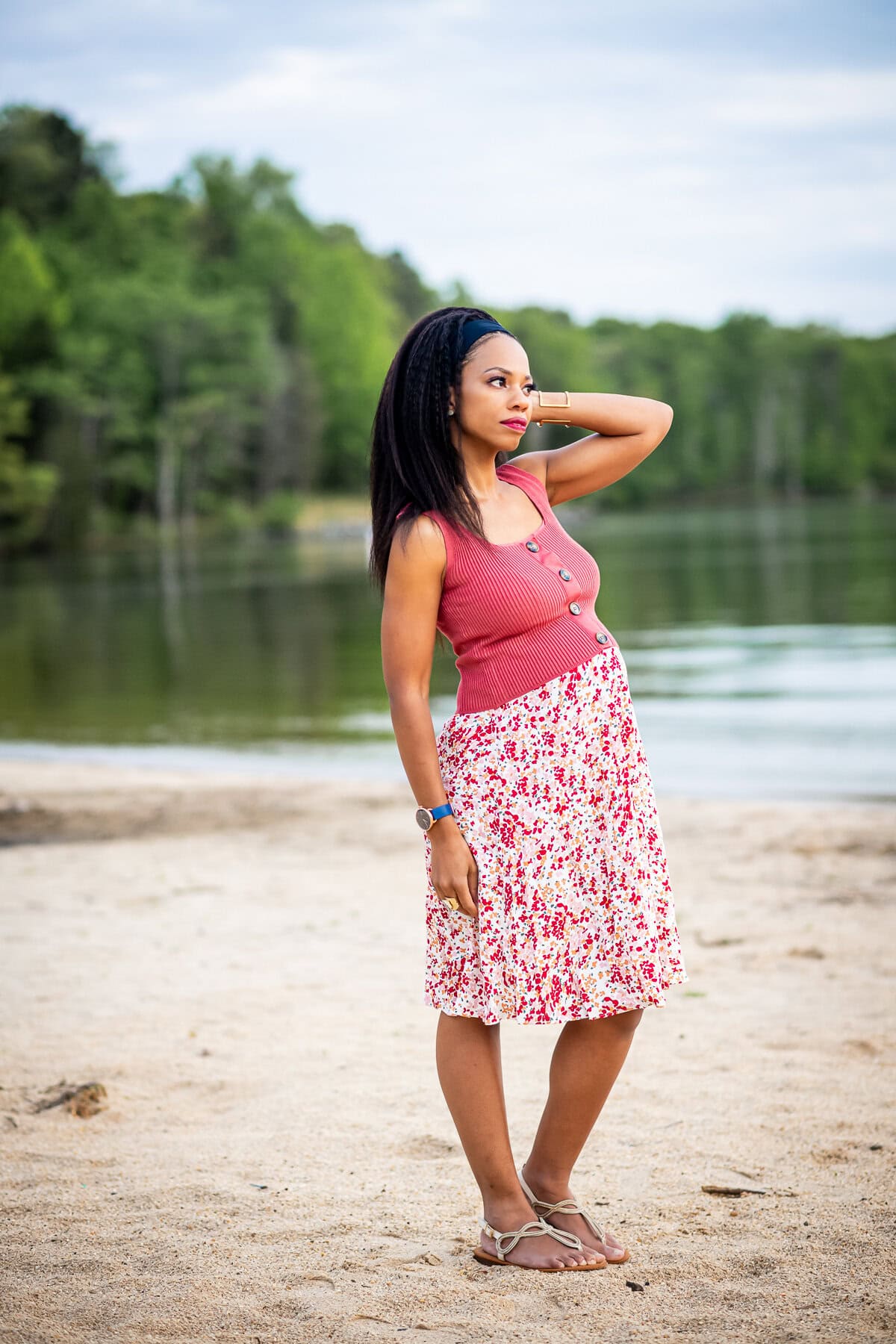 The Ultimate Guide With Quick Tips On How To Pose In Pictures: 7 Techniques To Transform Your Photos From Hobby To Fashion Photographer 10 Daily Mom, Magazine For Families