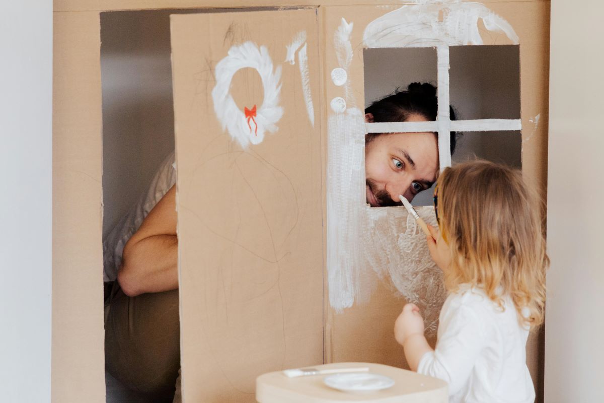 How to Make a Cardboard House: 10+ DIY Cardboard Playhouse & Toy Creations for Imaginative Play 1 Daily Mom, Magazine for Families How To Make A Cardboard House: 10+ Diy Cardboard Playhouse &Amp; Toy Creations For Imaginative Play 1 Daily Mom, Magazine For Families