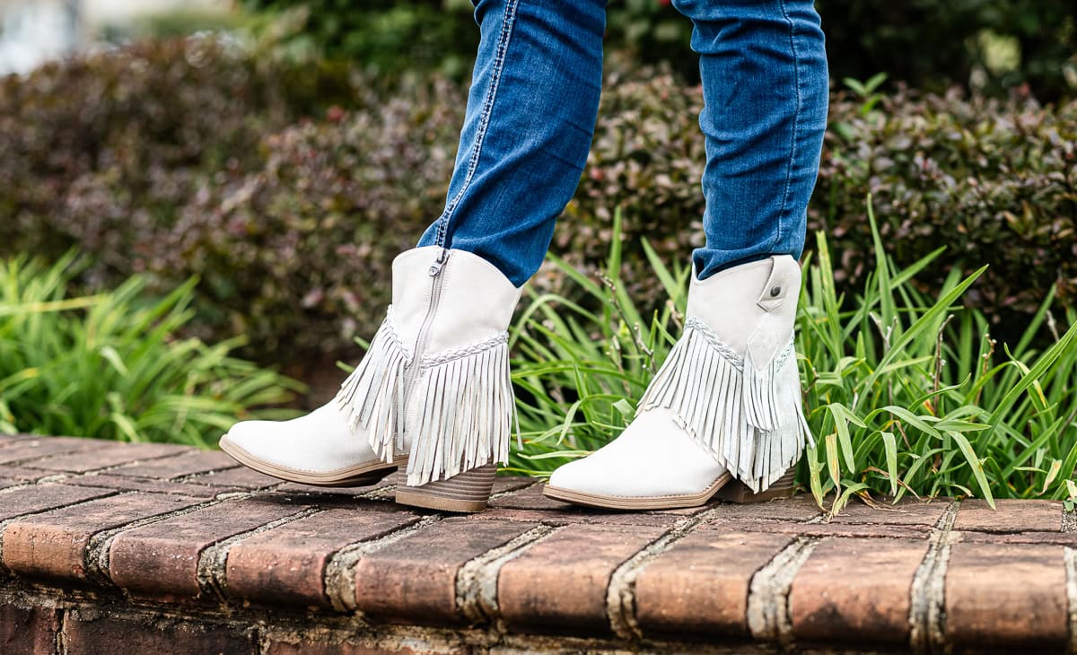 Start A Trend With Cute Accessories And Fall Themed Outfits For Every Occasion In Autumn 2024 240 Daily Mom, Magazine For Families