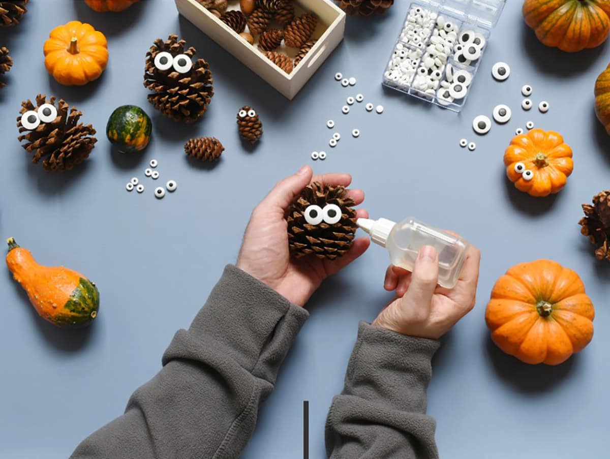 10+ Unique Friendsgiving Ideas To Host A Memorable Holiday Event 2 Daily Mom, Magazine For Families