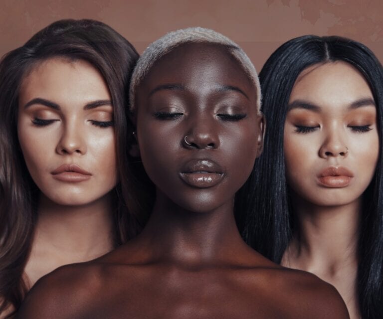 Unmask Autumn’s Best 30+ Beauty Secrets from Around The World: Beauty Products, Hair & Makeup Galore