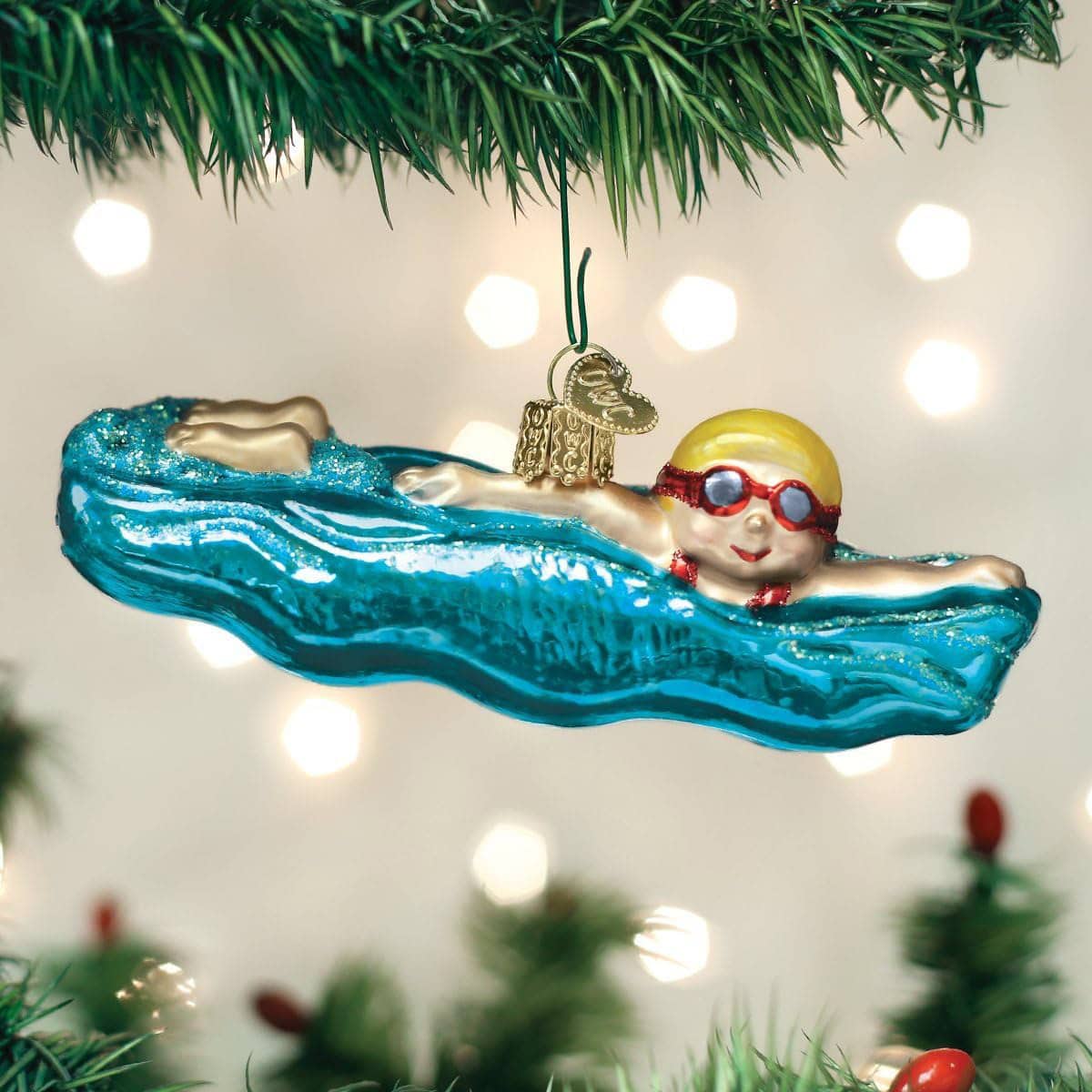 Celebrate The Season With Our Favorite Christmas Finds {2024} 36 Daily Mom, Magazine For Families