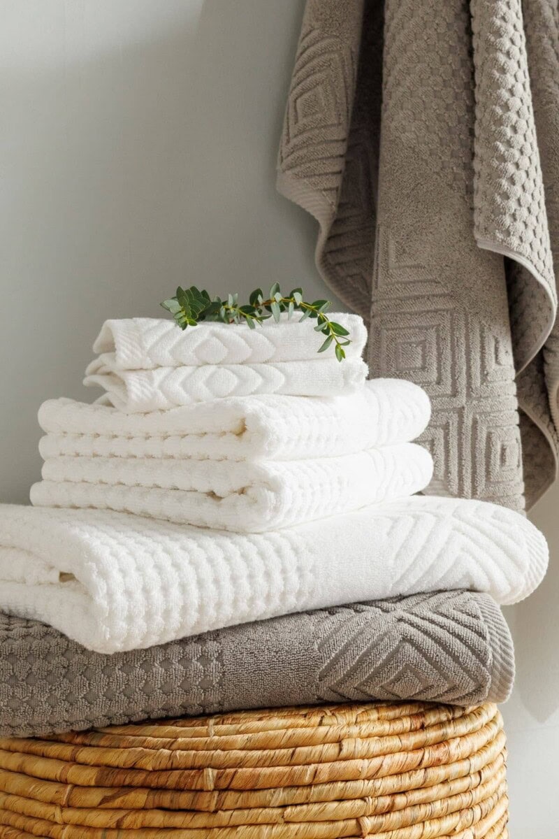 The Best Holiday Housewarming Gift Ideas: The Best Gifts For The Home 14 Daily Mom, Magazine For Families