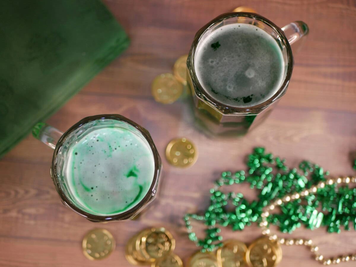 How To Make Green Beer: Easy Green Beer St Patrick'S Day Recipe 1 Daily Mom, Magazine For Families