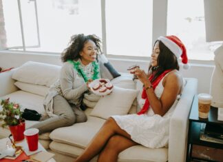 daily mom parent portal health and wellness products companies
