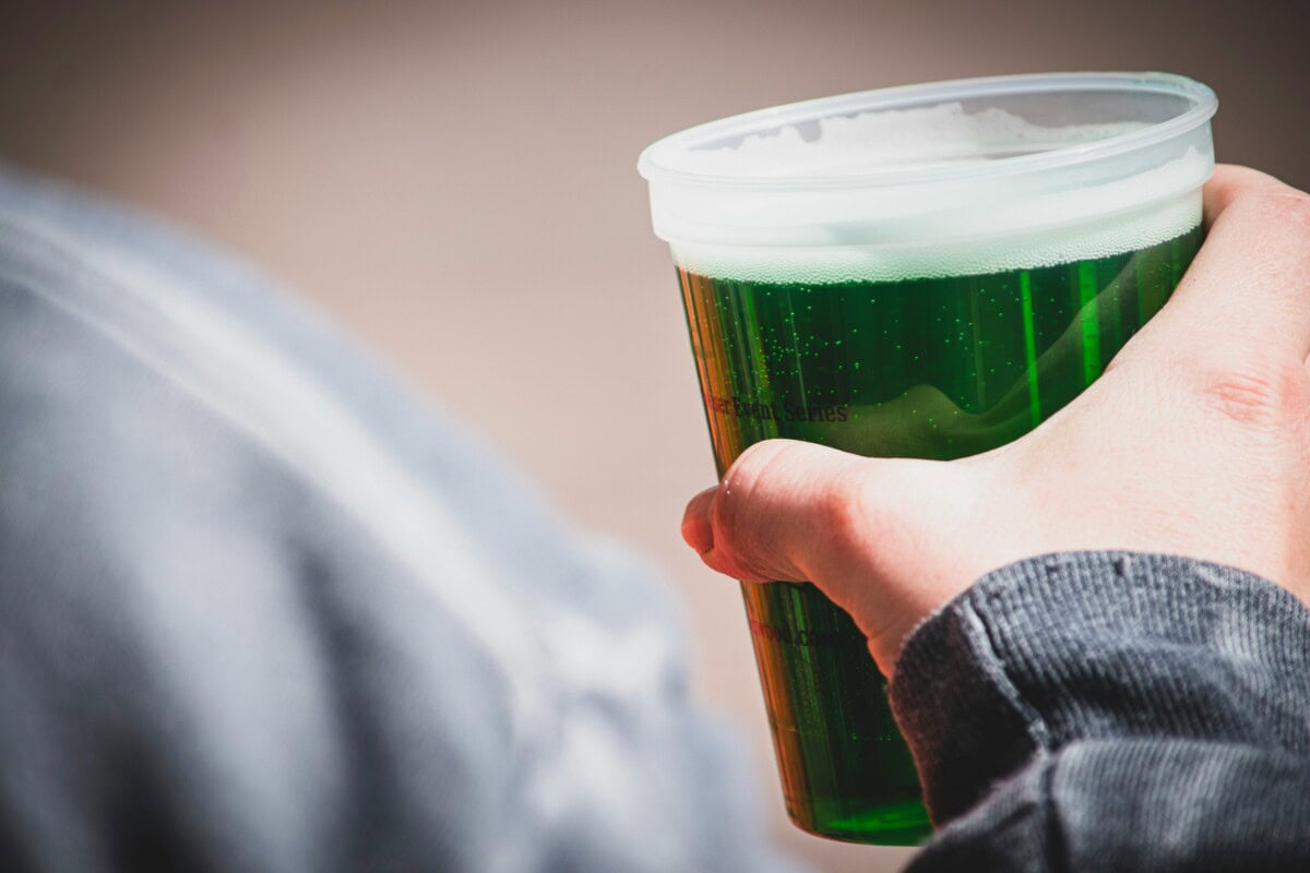 How To Make Green Beer: Easy Green Beer St Patrick'S Day Recipe 3 Daily Mom, Magazine For Families