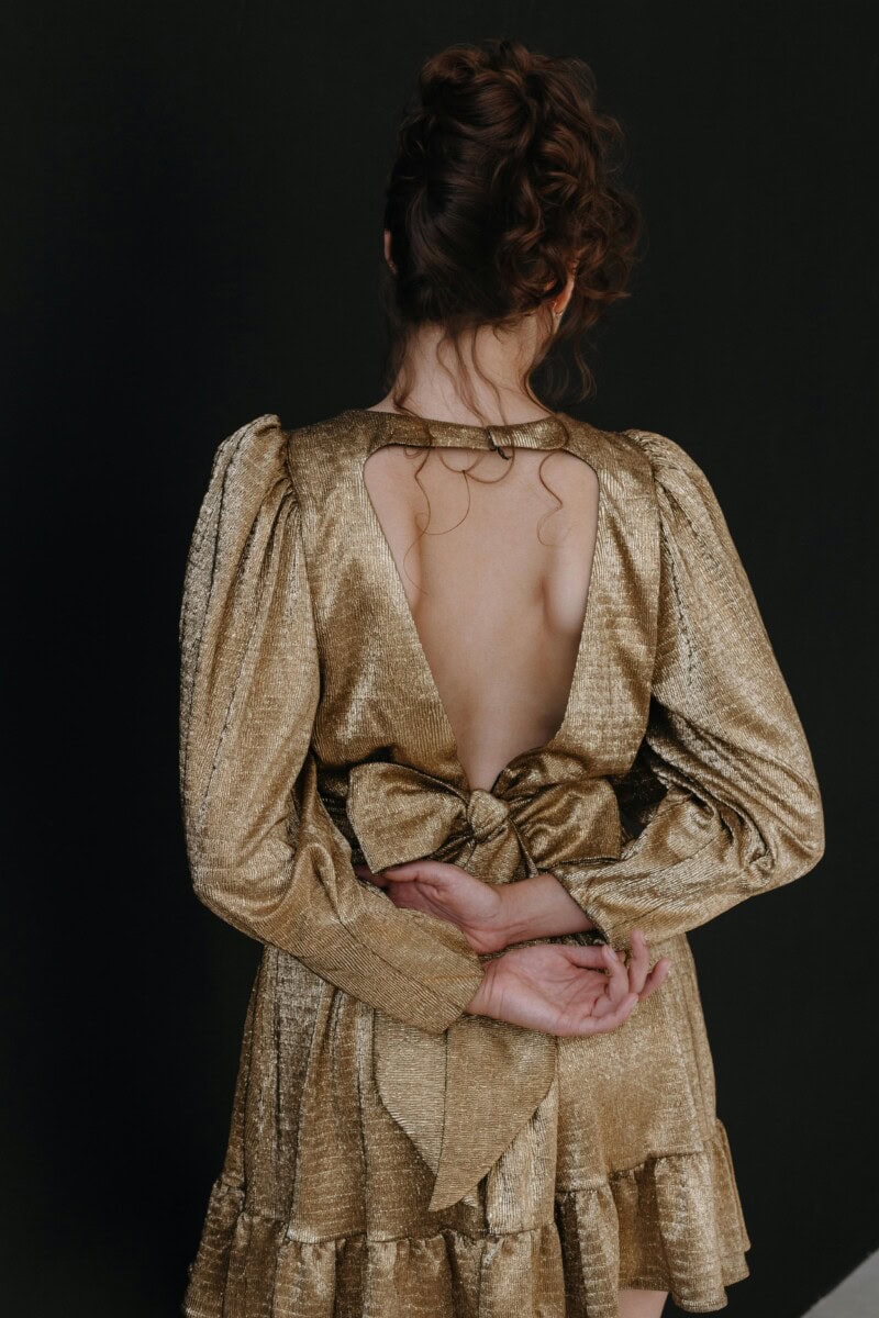 Ideas On How To Style Bow Outfits: Your Ultimate Guide To Nailing The Trend 4 Daily Mom, Magazine For Families