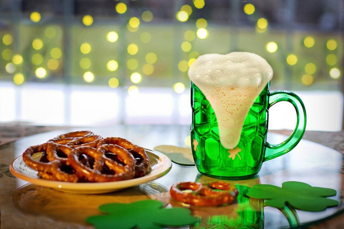 How To Make Green Beer: Easy Green Beer St Patrick'S Day Recipe 5 Daily Mom, Magazine For Families