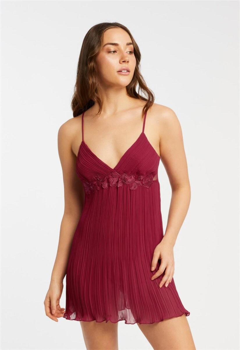 Great Valentine Gifts For Her: Find The Best Romantic Gifts For The Special Lady In Your Life 33 Daily Mom, Magazine for Families Great Valentine Gifts For Her: Find The Best Romantic Gifts For The Special Lady In Your Life 33 Daily Mom, Magazine For Families