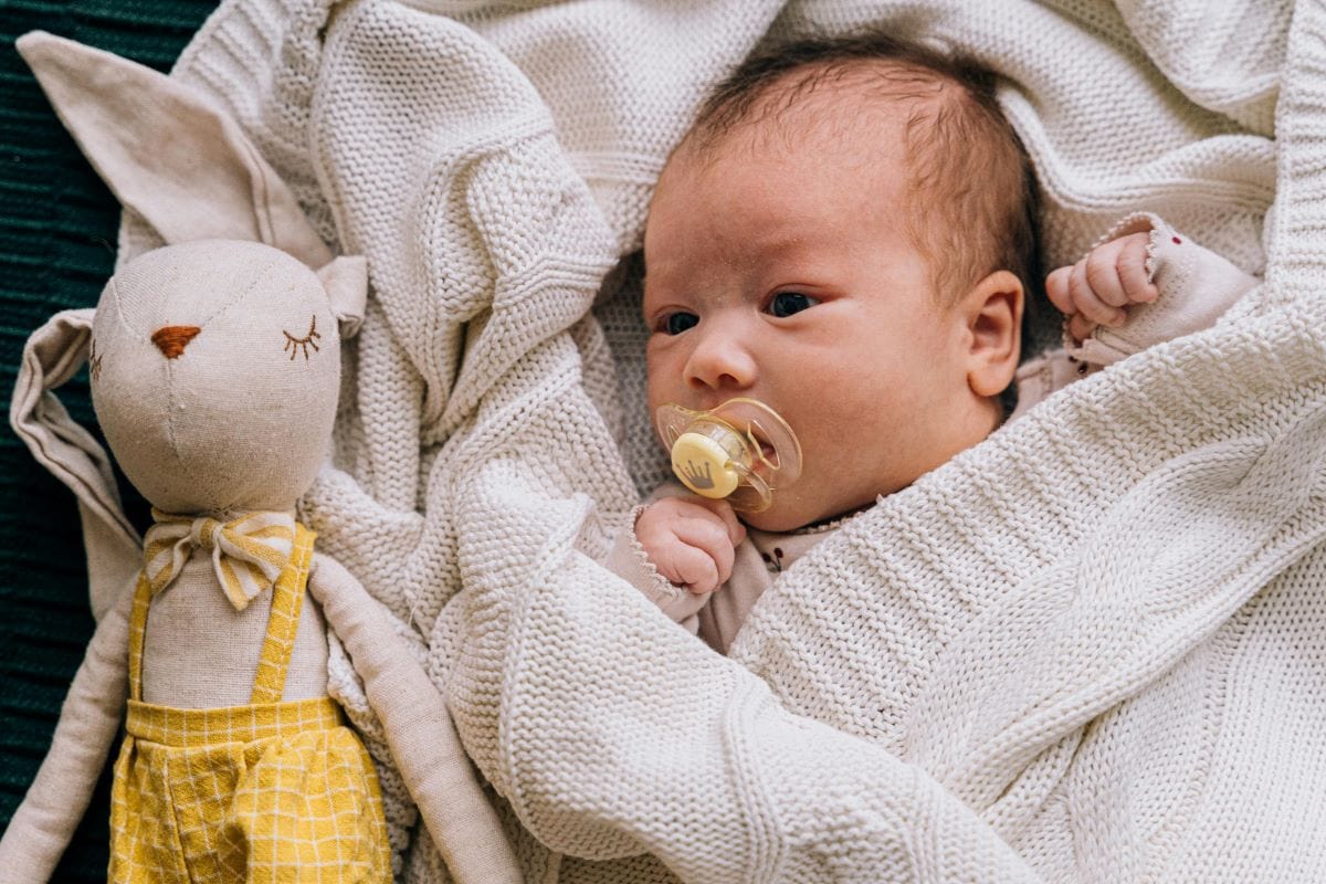 What is Midwifery: History, Philosophy, and the Difference Between a Midwife and a Doctor 1 Daily Mom, Magazine for Families What Is Midwifery: History, Philosophy, And The Difference Between A Midwife And A Doctor 1 Daily Mom, Magazine For Families