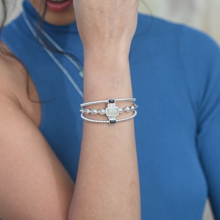 Great Valentine Gifts For Her: Find The Best Romantic Gifts For The Special Lady In Your Life 2 Daily Mom, Magazine for Families Great Valentine Gifts For Her: Find The Best Romantic Gifts For The Special Lady In Your Life 2 Daily Mom, Magazine For Families
