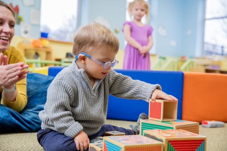 How to Explain Autism Spectrum Disorder to Kids: A Talking Guide to Understand Autism 1 Daily Mom, Magazine for Families Understand Autism