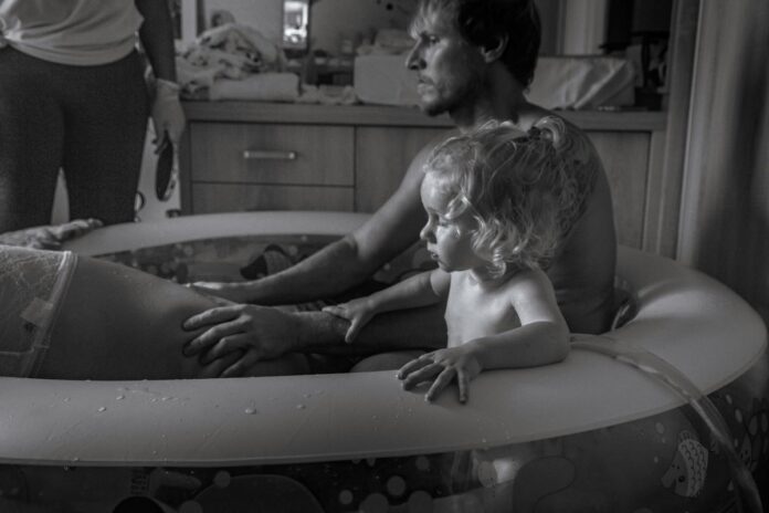 Water Birth: 7 Water Birthing Tips For Labor And Delivery