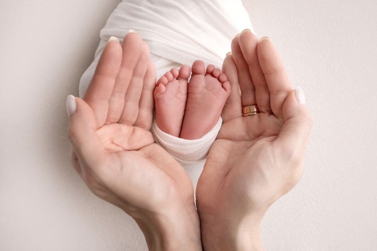 5 Types Of Midwifery Certifications: Credentials For A Certified Professional Midwife (Cpm) And Certified Nurse Midwife (Cnm) 3 Daily Mom, Magazine For Families