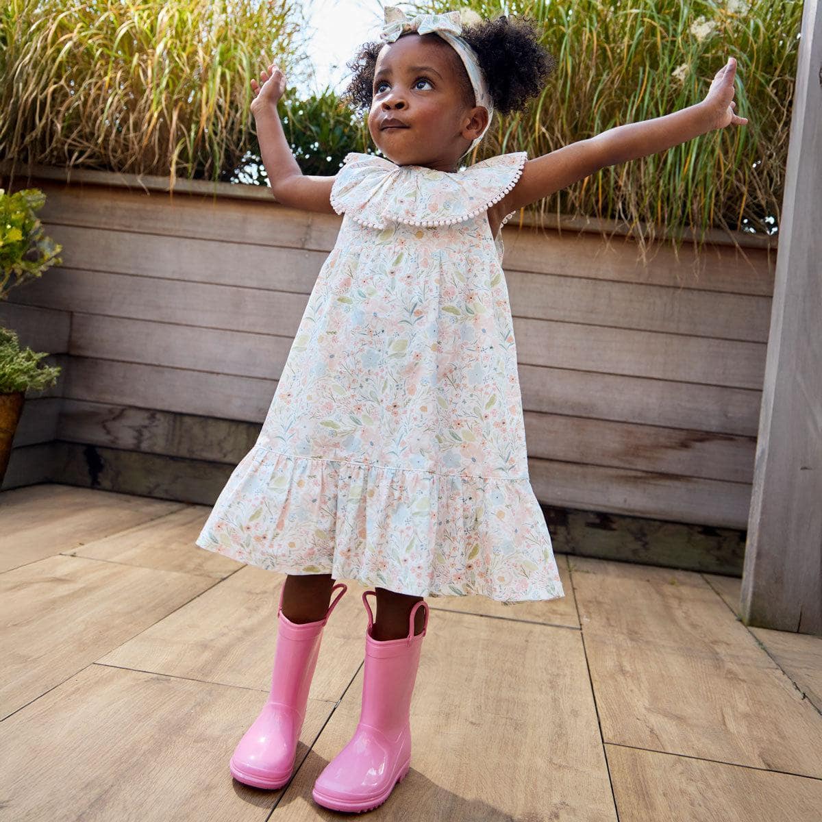 Lightweight Layers For The Whole Family: The Best Clothing For A Stylish Summer {2025} 154 Daily Mom, Magazine For Families