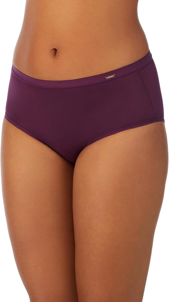 Intimate Apparel Trends for 2025: The Hottest Lingerie and Bra Fashion Trends You Need to Know 46 Daily Mom, Magazine for Families Intimate Apparel Trends For 2025: The Hottest Lingerie And Bra Fashion Trends You Need To Know 40 Daily Mom, Magazine For Families