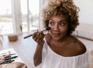 daily mom parent portal glowy makeup