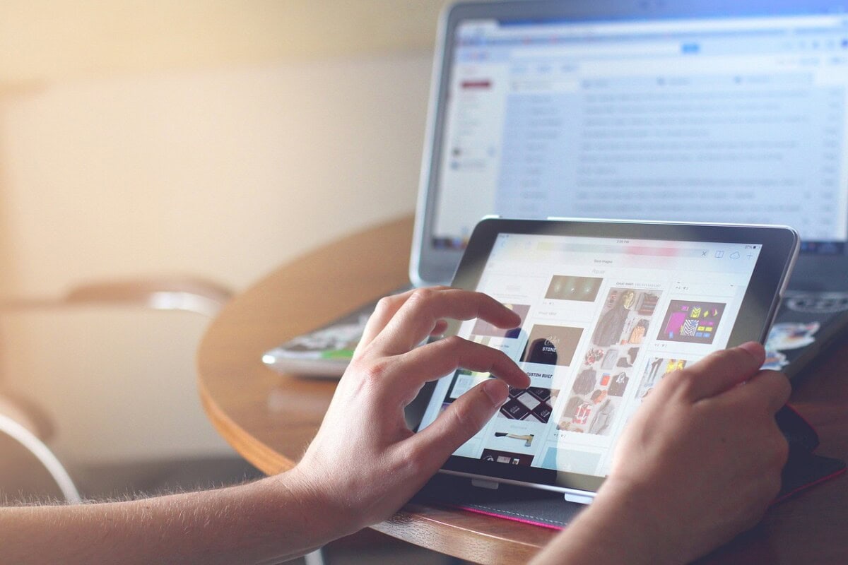 Sharenting Syndrome: How Parents Navigate Sharing Kids Online In The Digital Age 2 Daily Mom, Magazine For Families