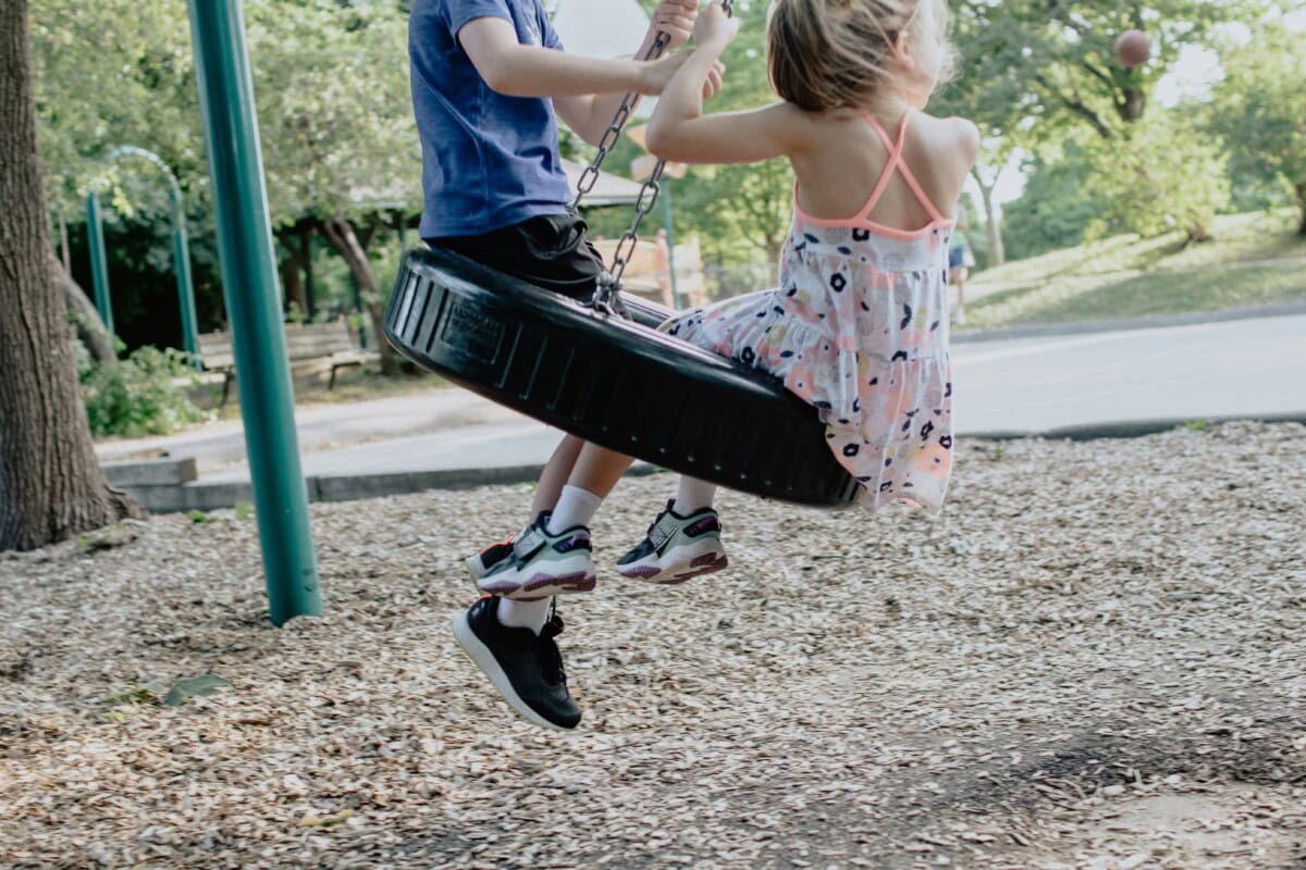 Parenting Guide for Loving Siblings: How to Raise Siblings Who Love Each Other, Get Along, Build Forever Bonds, and Stay Lifelong Friends 1 Daily Mom, Magazine for Families Parenting Guide For Loving Siblings: How To Raise Siblings Who Love Each Other, Get Along, Build Forever Bonds, And Stay Lifelong Friends 1 Daily Mom, Magazine For Families