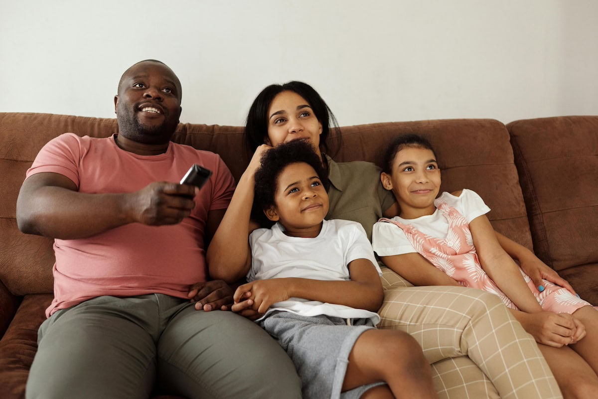 Making An Extroverts And Introverts Relationship Work: Tips To Survive 25 Daily Mom, Magazine For Families