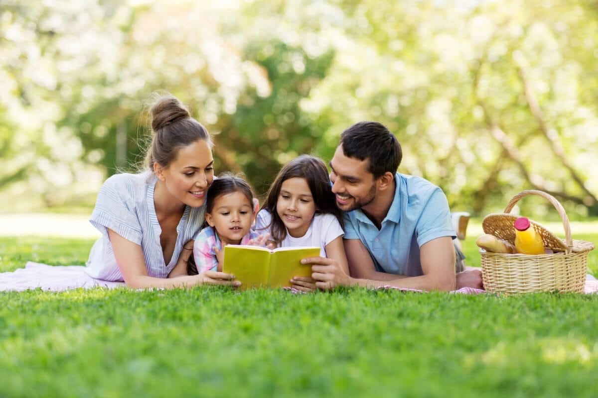 5 Fun &Amp; Easy Children'S Picnic Ideas For Kids: The Ultimate Guide To Kid-Friendly Picnic Food Ideas &Amp; Kid-Approved Games 3 Daily Mom, Magazine For Families
