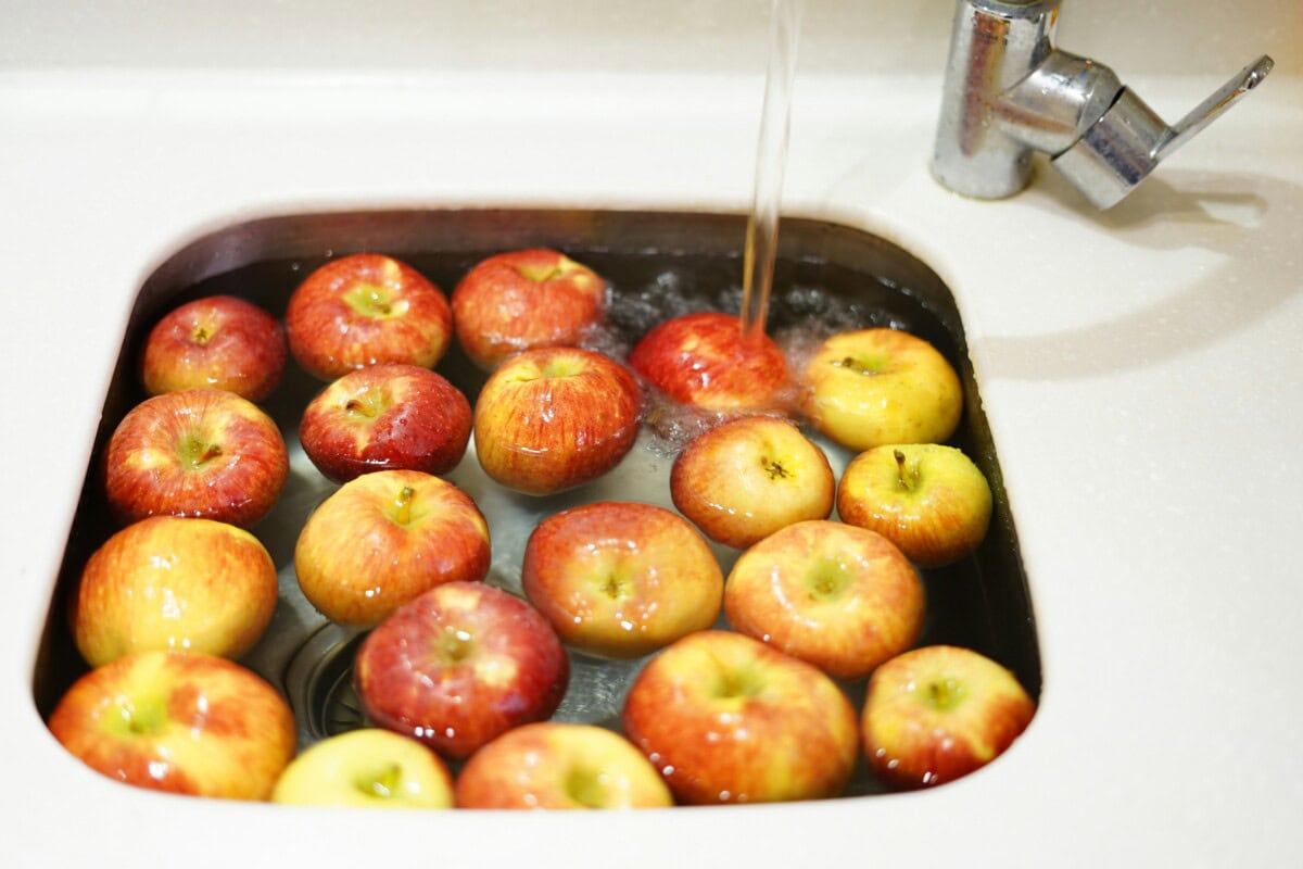 Daily-Mom-Parent-Portal-How To Remove Pesticides From Fruit And Vegetables