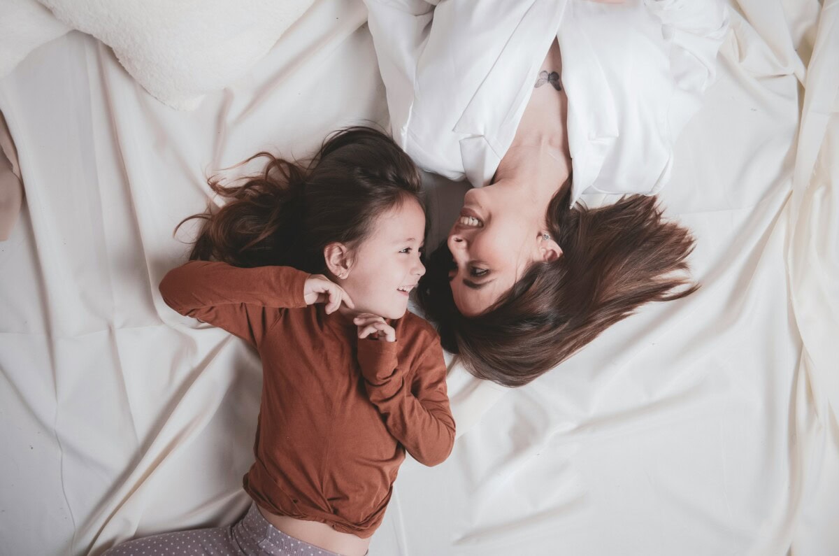 Horizontal Parenting: Lazy Parent Ideas to Entertain Kids During Playtime 1 Daily Mom, Magazine for Families Horizontal Parenting: Lazy Parent Ideas To Entertain Kids During Playtime 1 Daily Mom, Magazine For Families