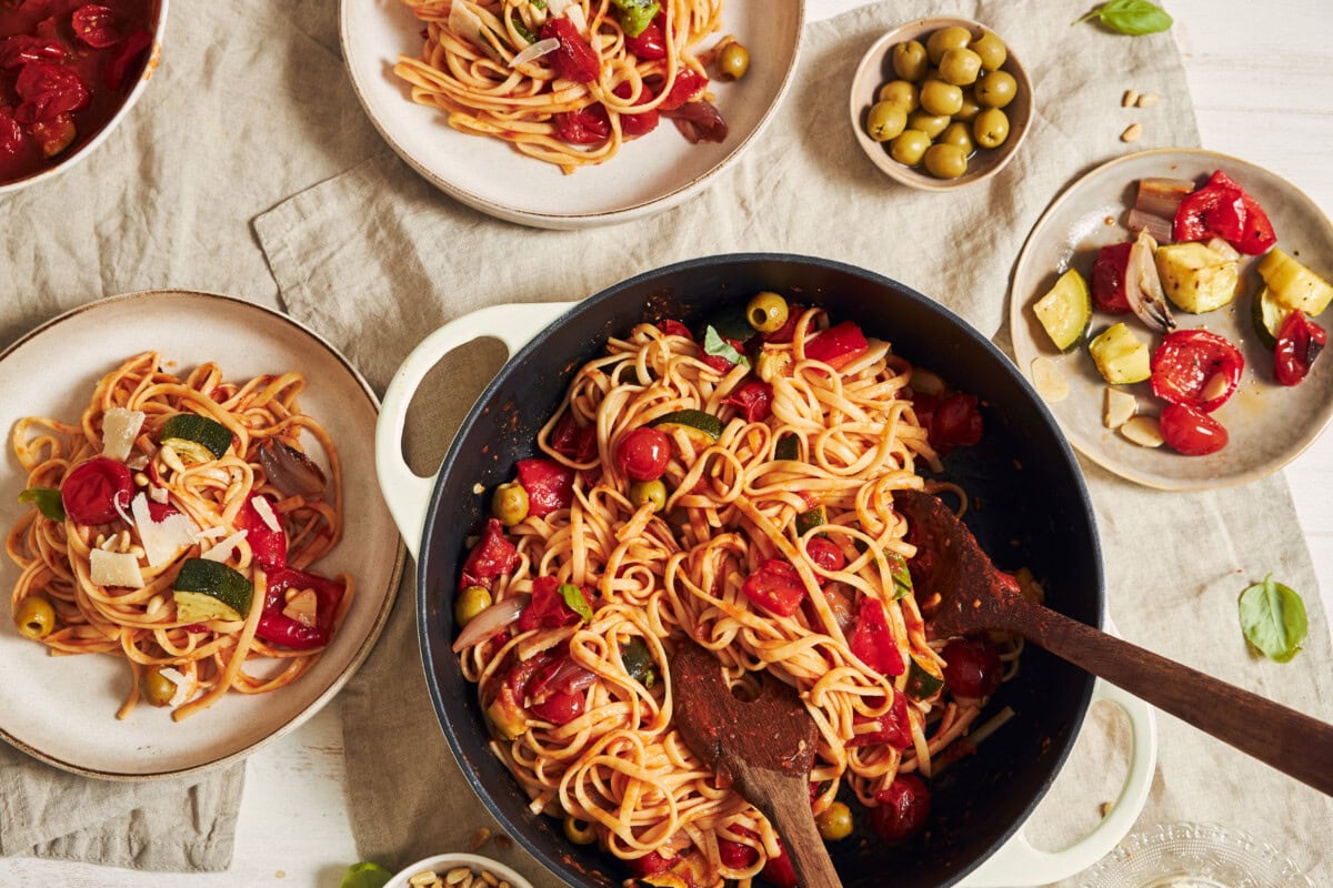 100 Easy One Pot Meals Recipes: One-Pot Dinners For Busy Weeknights 3 Daily Mom, Magazine For Families