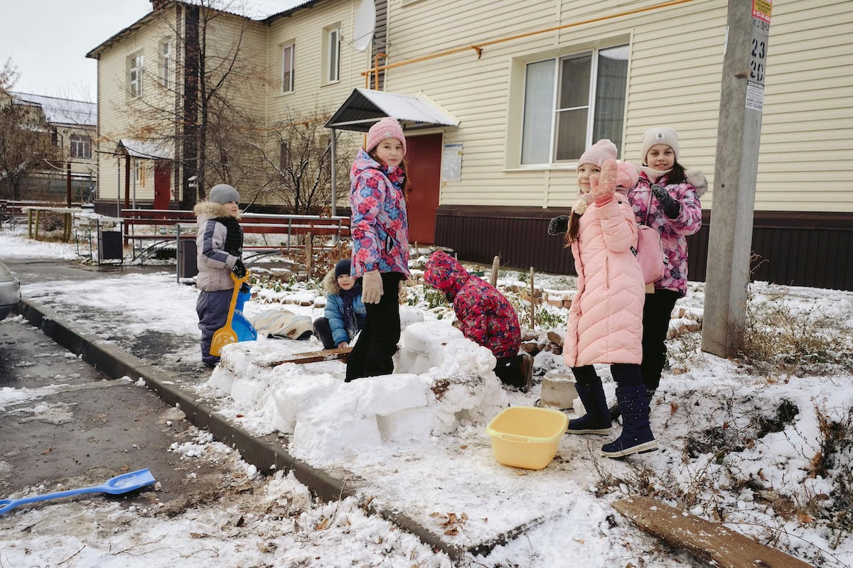 Creative Snow Day Activities for Kids: Fun Winter Activities the Whole Family Will Enjoy 24 Daily Mom, Magazine for Families Creative Snow Day Activities For Kids: Fun Winter Activities The Whole Family Will Enjoy 24 Daily Mom, Magazine For Families