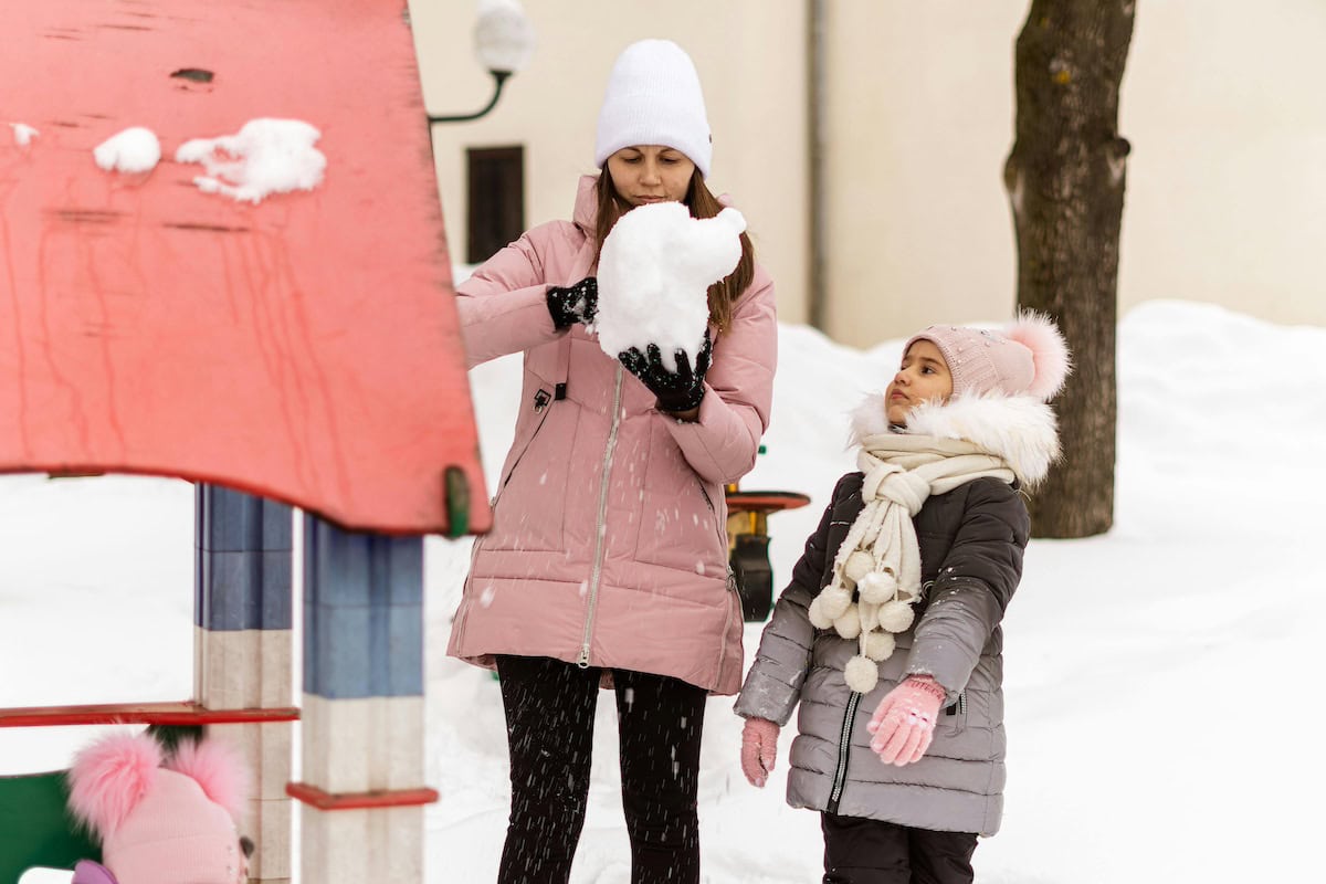 Creative Snow Day Activities for Kids: Fun Winter Activities the Whole Family Will Enjoy 23 Daily Mom, Magazine for Families Creative Snow Day Activities For Kids: Fun Winter Activities The Whole Family Will Enjoy 23 Daily Mom, Magazine For Families