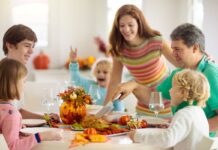 Thanksgiving Meal with Family: 8 Tips & Ideas to Get Your Kids Involved in Easy Thanksgiving Dinner Prep