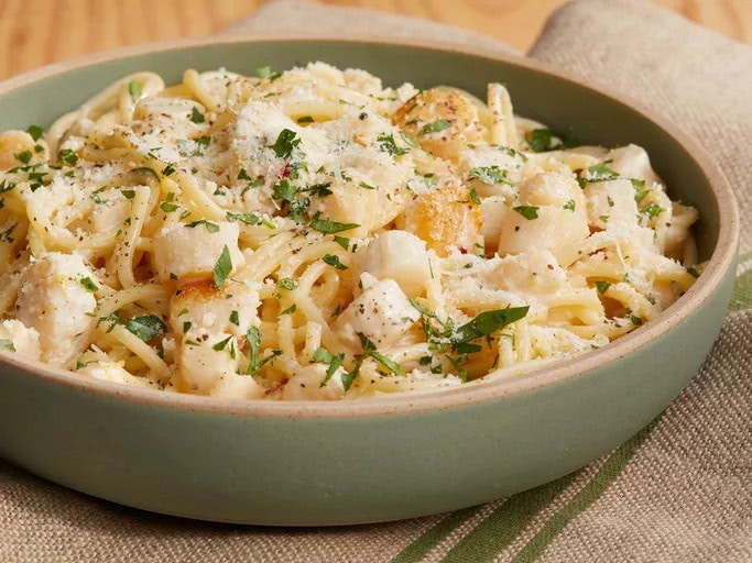 15 Best Recipes Using Scallops: Perfect Seared Scallops &Amp; Pan Seared Scallops With Garlic Butter Cream Sauce 5 Daily Mom, Magazine For Families