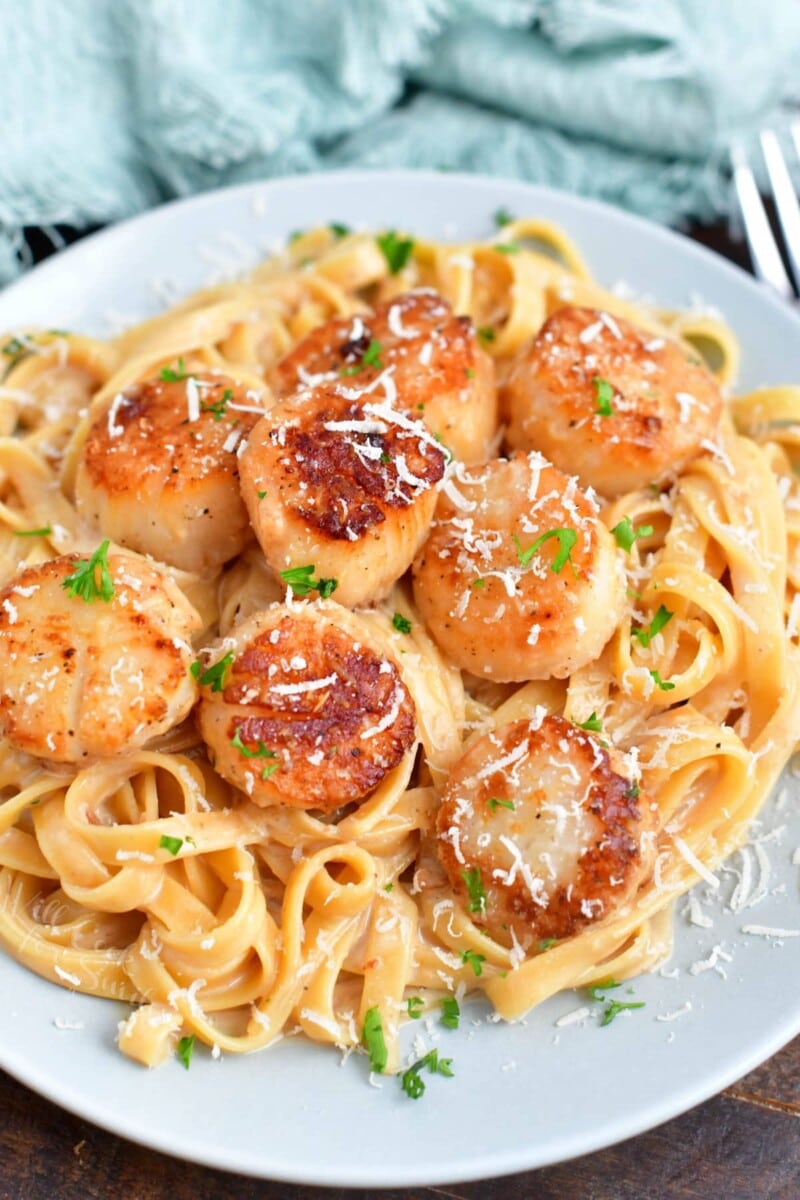 15 Best Recipes Using Scallops: Perfect Seared Scallops &Amp; Pan Seared Scallops With Garlic Butter Cream Sauce 6 Daily Mom, Magazine For Families