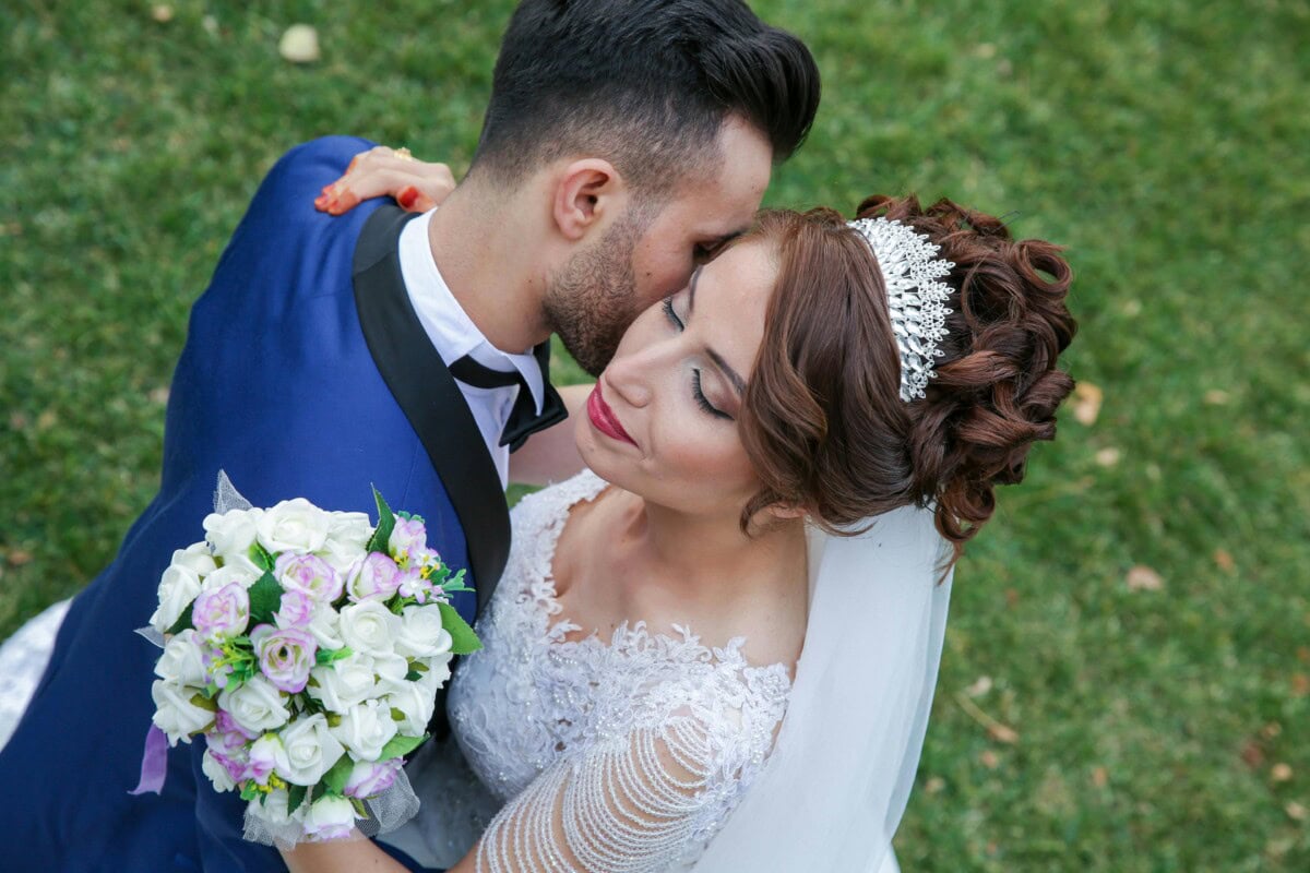Second Wedding Etiquette: Your Complete Guide to Planning a Second Wedding with Confidence 21 Daily Mom, Magazine for Families Second Wedding Etiquette: Your Complete Guide To Planning A Second Wedding With Confidence 21 Daily Mom, Magazine For Families