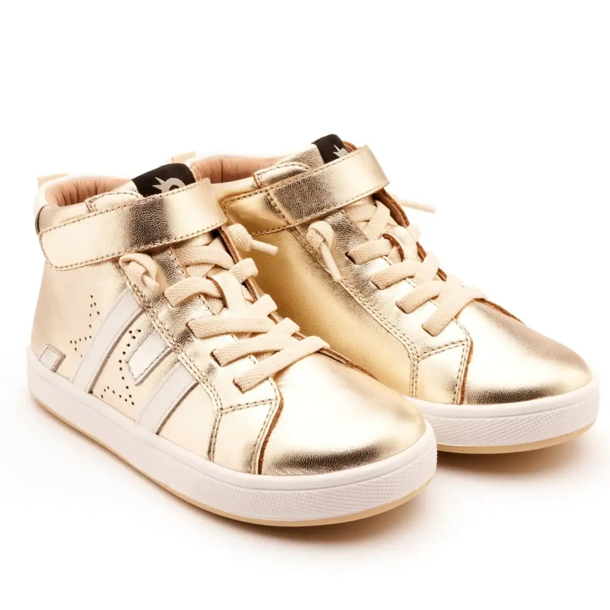 Kick Off the School Year in Style: Cute Outfits for Schools - Back to School Outfit and Shoe Ideas for Kids and Adults 57 Daily Mom, Magazine for Families Kick Off The School Year In Style: Cute Outfits For Schools - Back To School Outfit And Shoe Ideas For Kids And Adults 57 Daily Mom, Magazine For Families