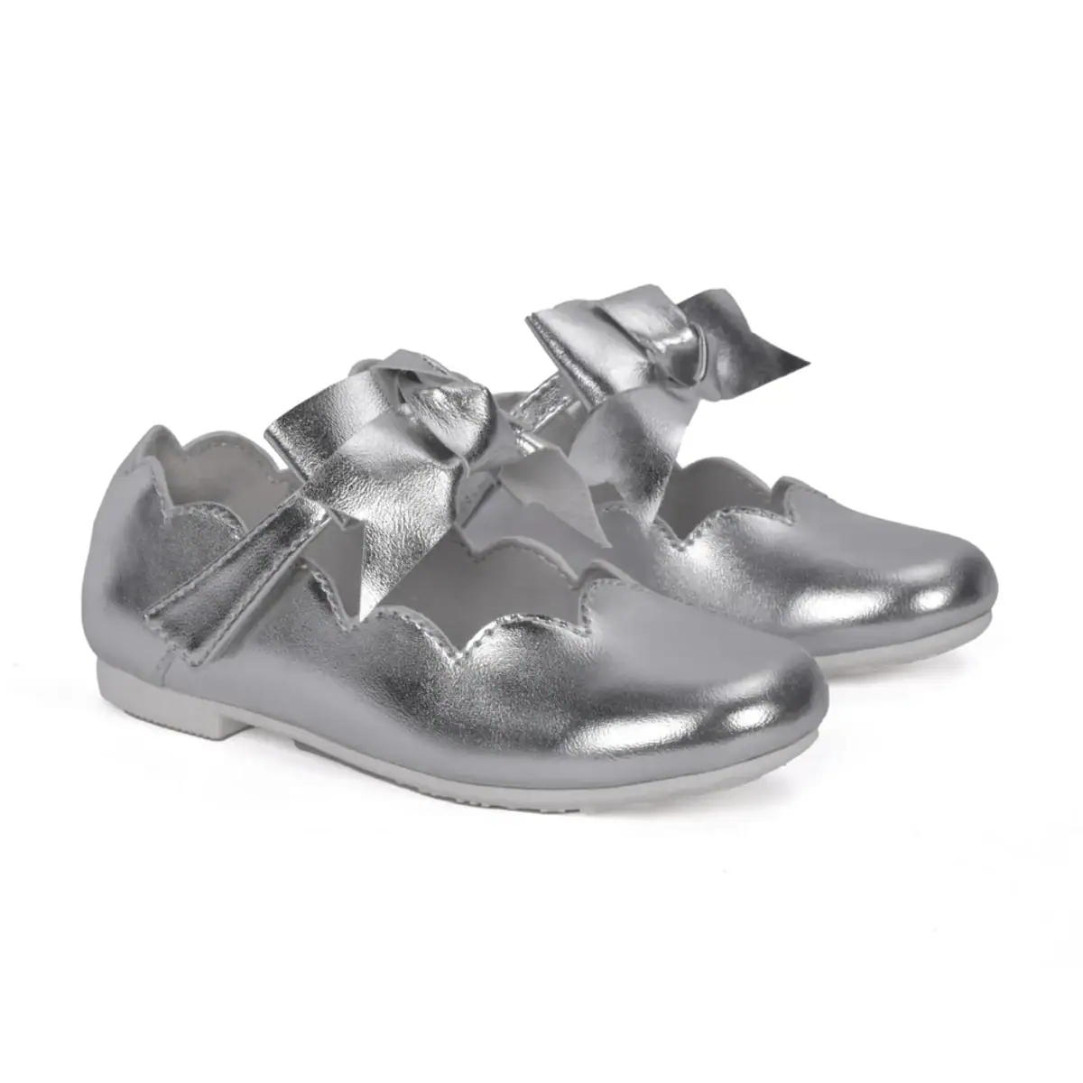 Kick Off the School Year in Style: Cute Outfits for Schools - Back to School Outfit and Shoe Ideas for Kids and Adults 63 Daily Mom, Magazine for Families Kick Off The School Year In Style: Cute Outfits For Schools - Back To School Outfit And Shoe Ideas For Kids And Adults 63 Daily Mom, Magazine For Families