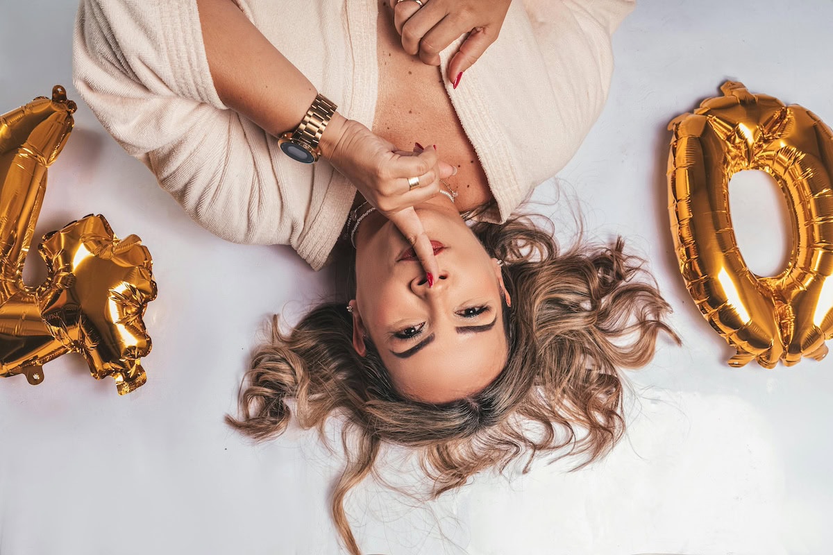 Birthday Photoshoots Ideas That Actually Stun: From DIY to Studio-Perfect Shots 11 Daily Mom, Magazine for Families Birthday Photoshoots Ideas That Actually Stun: From Diy To Studio-Perfect Shots 11 Daily Mom, Magazine For Families