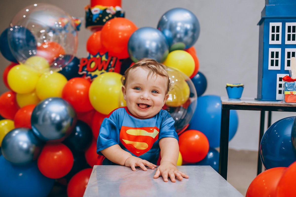Birthday Photoshoots Ideas That Actually Stun: From DIY to Studio-Perfect Shots 8 Daily Mom, Magazine for Families Birthday Photoshoots Ideas That Actually Stun: From Diy To Studio-Perfect Shots 8 Daily Mom, Magazine For Families
