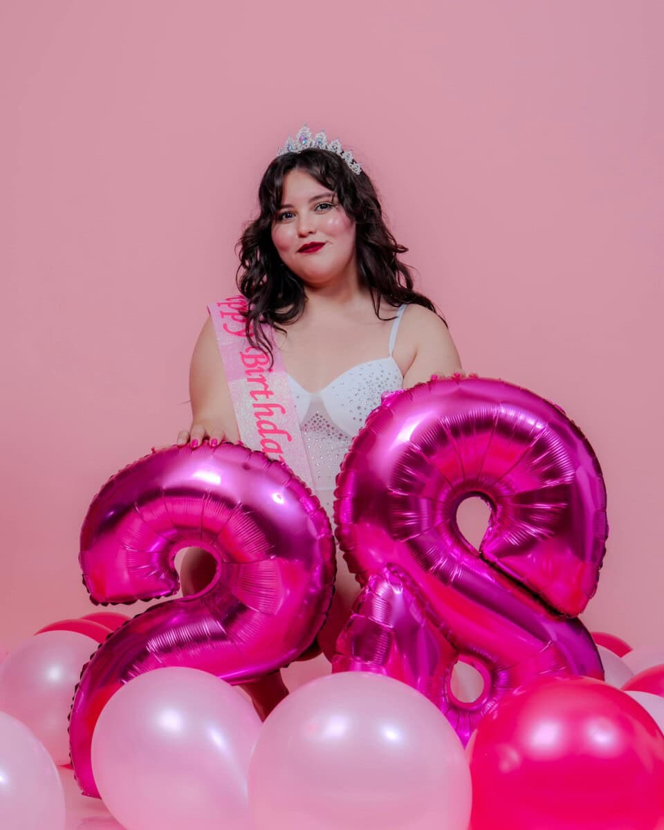 Birthday Photoshoots Ideas That Actually Stun: From DIY to Studio-Perfect Shots 12 Daily Mom, Magazine for Families Birthday Photoshoots Ideas That Actually Stun: From Diy To Studio-Perfect Shots 12 Daily Mom, Magazine For Families