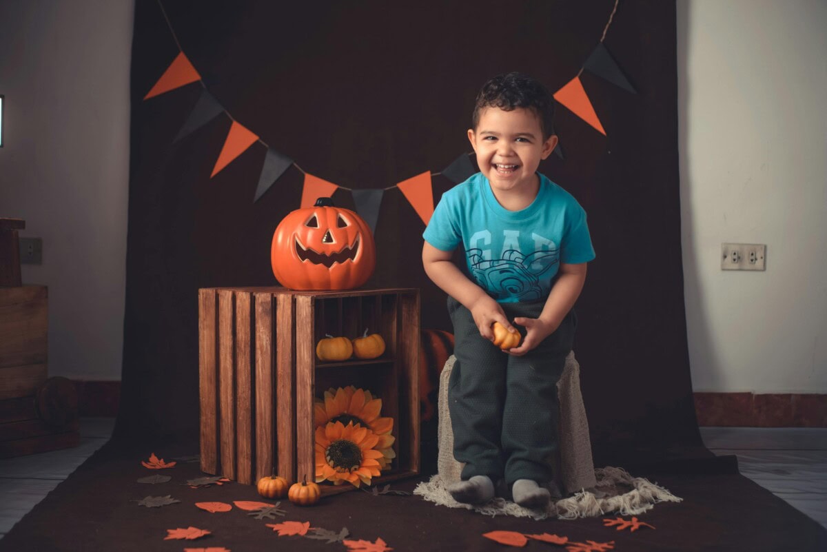 Fall Bingo Magic: Free Printable Bingo Cards & Autumn Game Printables for Family Fun (Perfect for Preschoolers!) 2 Daily Mom, Magazine for Families Fall Bingo Magic: Free Printable Bingo Cards &Amp; Autumn Game Printables For Family Fun (Perfect For Preschoolers!) 2 Daily Mom, Magazine For Families