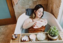 Moon Baths: The Full Moon Ritual Every Mother Needs to Cleanse Her Energy and Restore Her Spirit