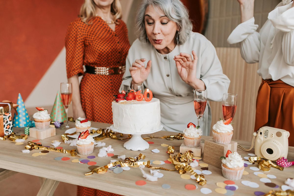 Birthday Photoshoots Ideas That Actually Stun: From DIY to Studio-Perfect Shots 16 Daily Mom, Magazine for Families Birthday Photoshoots Ideas That Actually Stun: From Diy To Studio-Perfect Shots 16 Daily Mom, Magazine For Families